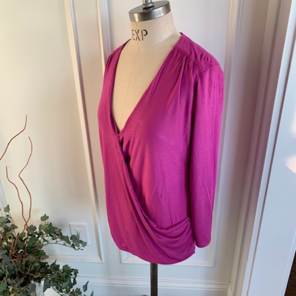 Banana Republic Surplice Deep V-Neckline Knit Top - Picture 4 of 9